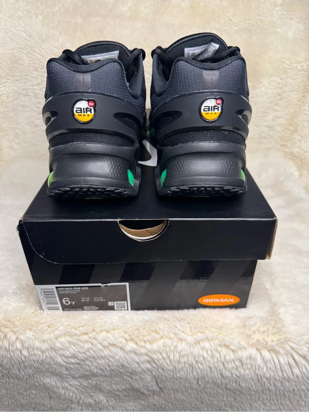 Kids Nike Air Max DN8 - Size 6Y - Picture 4 of 6